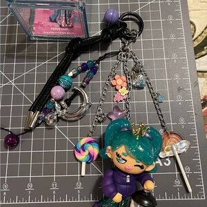 Kweenie Colorful Bag Charm with Doll and Accessories